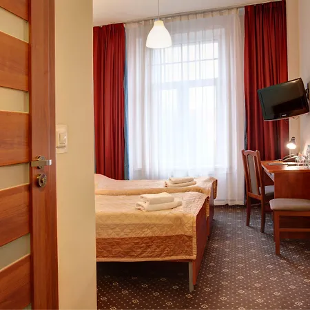 Hotel Lothus 3*