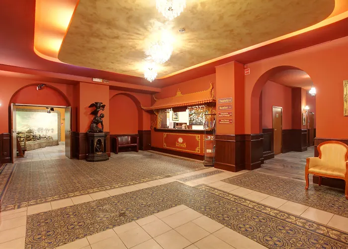 Lothus Hotell 3*