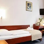 Lothus Hotel