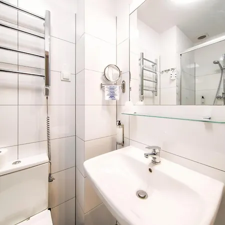 Lothus 3*