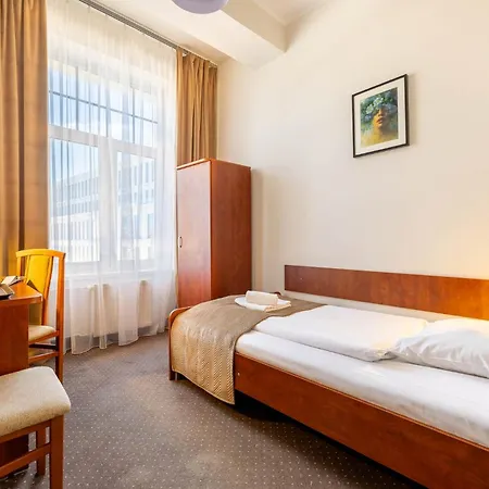 Hotel Lothus 3*