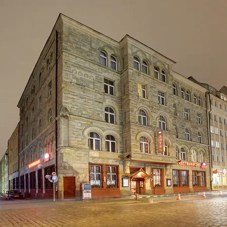 Lothus Hotel 3*