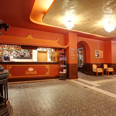 Lothus Hotel 3*