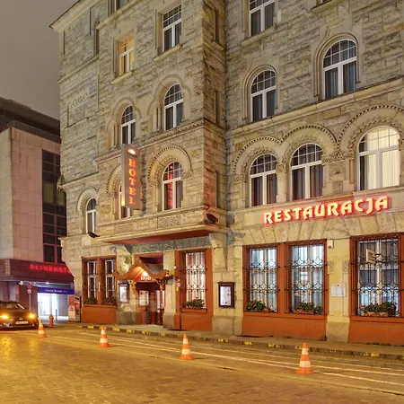 Lothus Hotel 3*