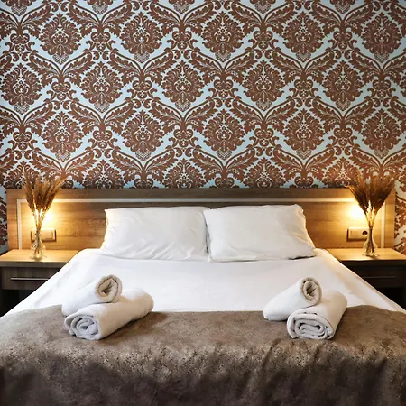 Lothus Hotel