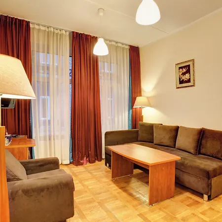 Lothus Hotel
