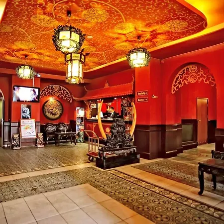 Hotel Lothus 3*