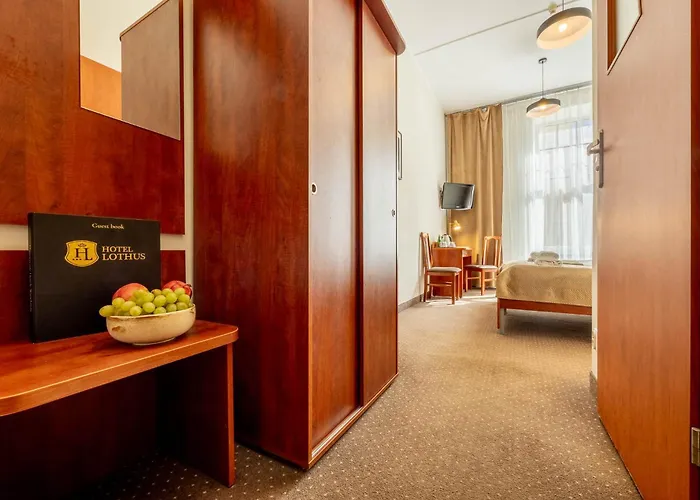Hotel Lothus 3*