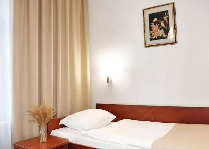 Lothus Hotel 3*